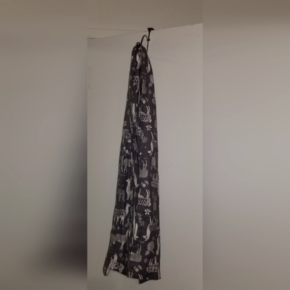 Flannel Handmade Mesa Llama Scarf Gray - Picture 2 of 5